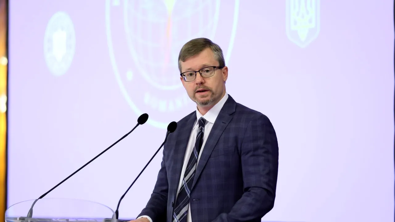 Ambasadoarea SUA la Bucureşti Kathleen Kavalec se retrage/ Michael Dickerson preia interimatul