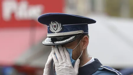 Polițist prins în flagrant în timp ce înapoia șpaga primită! Nemulțumit de „servicii”, mituitorul l-a denunțat