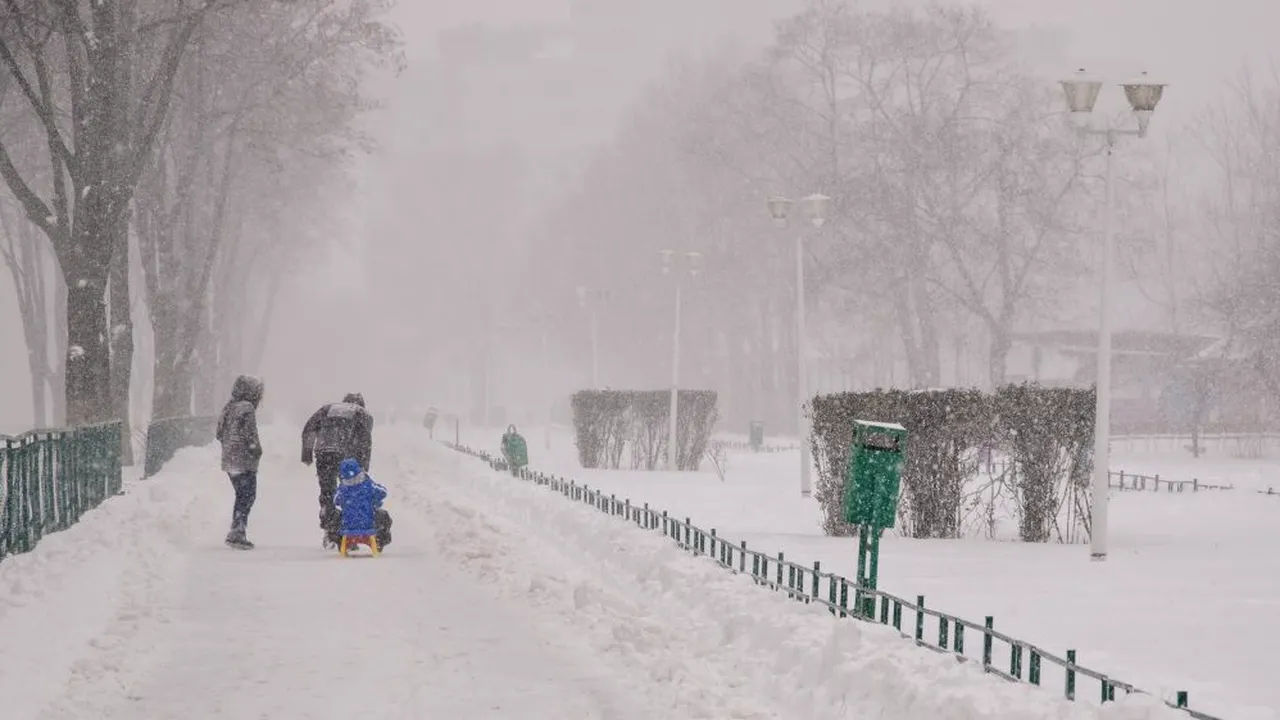 Prognoză meteo specială pentru București: Ninsori timp de patru zile, urmate de ploi și depuneri de polei