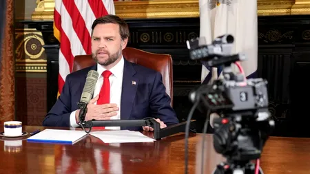 J.D. Vance a găzduit un episod al emisiunii lui Charlie KIRK, la Casa Albă. 