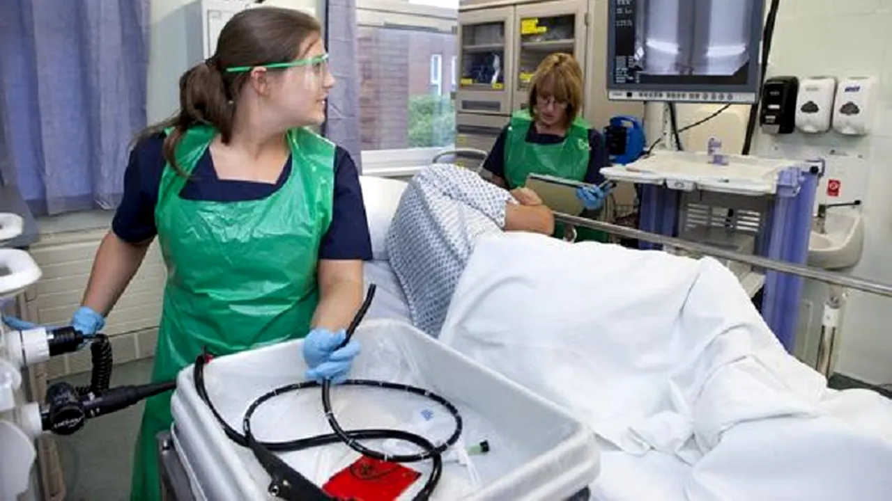 Ce i-au făcut asistentele unui pacient. După ce s-a trezit din anestezie, bărbatul a avut o reacție violentă: „S-a depășit orice limită a decenței
