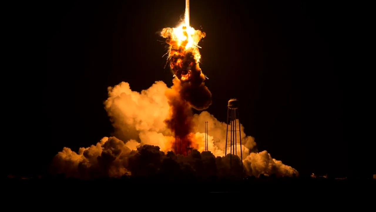 Au apărut primele informații despre cauzele care au dus la explozia rachetei NASA. Motoarele foloseau o tehnologie de acum 50 de ani