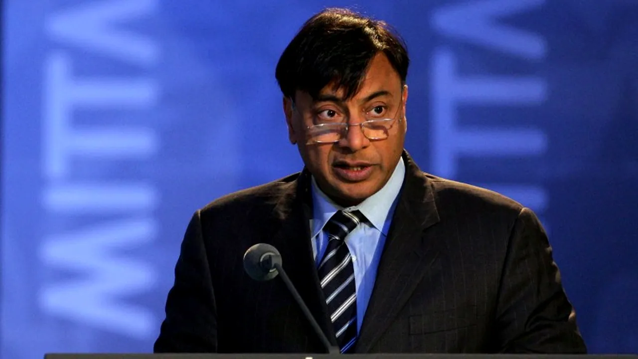 Miliardarul Mittal se întâlnește de urgență cu Hollande, după acuze dure din partea unui ministru