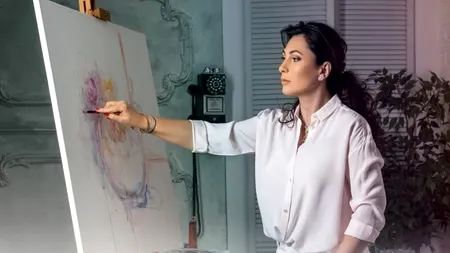 Loredana Popescu-Tăriceanu își expune la Oradea PICTURILE din seria „Lumini de flori”