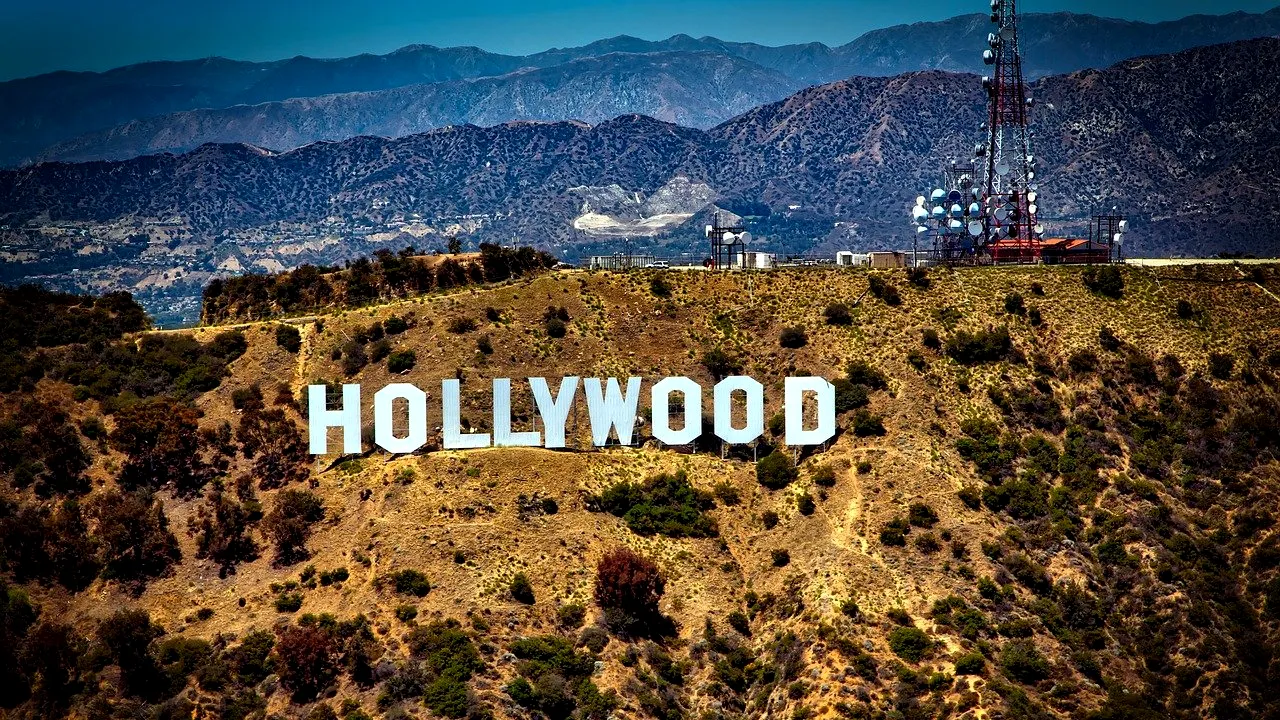 Tragedii pe platourile de filmare de la Hollywood. Fiul lui Bruce Lee a sfârșit la fel ca Halyna Hutchins
