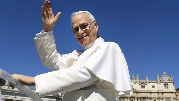 Papa Leon a făcut prima sa vizită de stat la Roma. Ceremonie fastuoasă în prezența premierului Giorgia Meloni