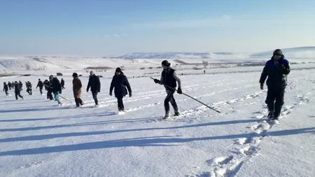 Un tânăr a plecat noaptea de la discotecă. După trei zile, salvatorii încă îl caută în nămeți