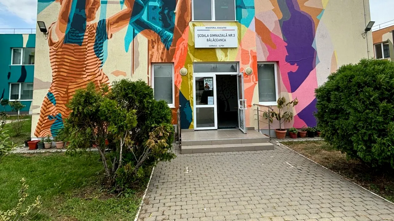 (P) Școala BĂLĂCEANCA, din ILFOV, singura cu învățământ PRACTIC/ Copiii urmează cursuri de țesătorie și croitorie