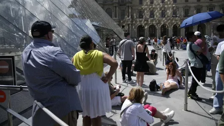 Angajații muzeului LUVRU din Paris au declanșat o grevă spontană. Salariații protestează din cauza condițiilor de muncă precare
