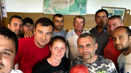 Roșie gigant de 1,3 KILOGRAME, obținută la o fermă din județul Olt