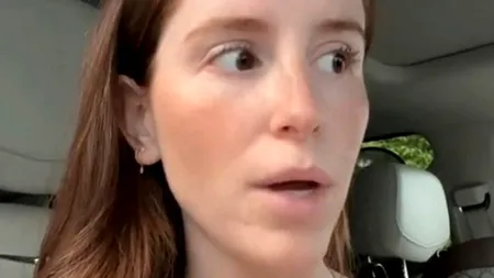 Medicii nu au mai văzut așa ceva în viața lor! Femeia din imagine a născut gemeni monoamniotici