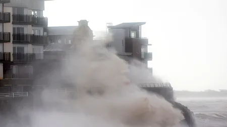 Marea Britanie și Irlanda, lovite de furtuna Eunice. A fost emisă alertă Cod roșu