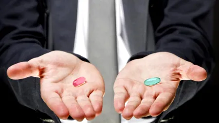 Medicamentele pe care românii le iau TOTAL aiurea în această perioadă, fără să consulte medicul! A. Rafila: „Ne confruntăm cu o problemă foarte serioasă”