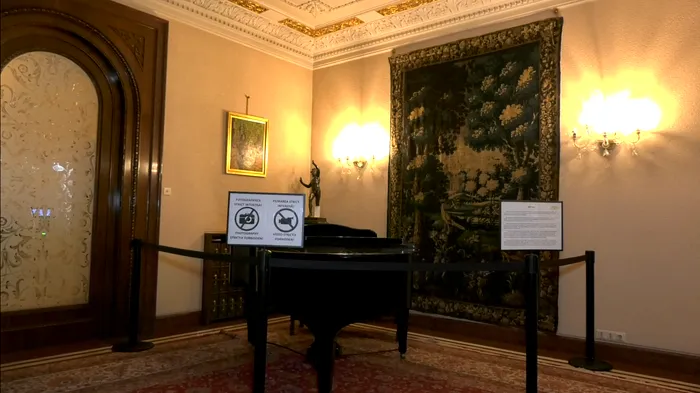 Carpetă primită din partea fostului președinte al Franței, Charles de Gaulle