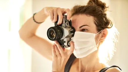 Persoanele cu mască pot fi recunoscute. O companie din Japonia a dezvoltat un sistem de recunoaștere facială cu o precizie de 99,9%