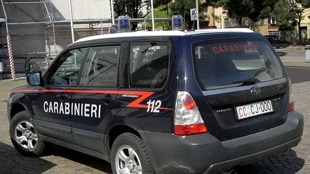 Fetița unei românce, ÎMPUȘCATĂ în brațele mamei, într-o tabără de romi de lângă Roma