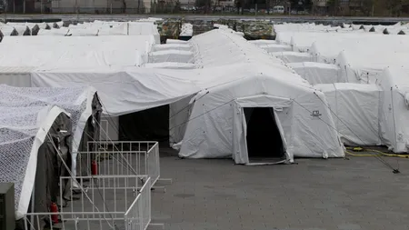 GALERIE FOTO. Spitalul de campanie de pe Stadionul Portul urmează să fie deschis. Cum arată campusul medical și cu ce este dotat