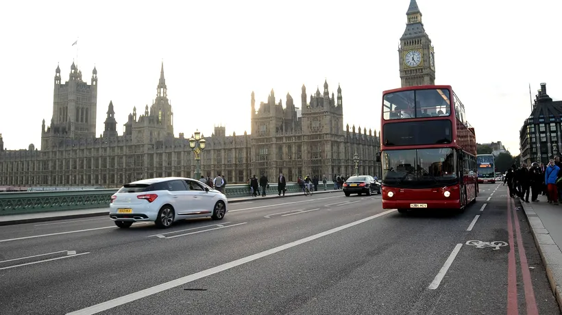 Taxe de poluare uriașe în Londra pentru autoturismele, camioanele și autobuzele cu motoare vechi