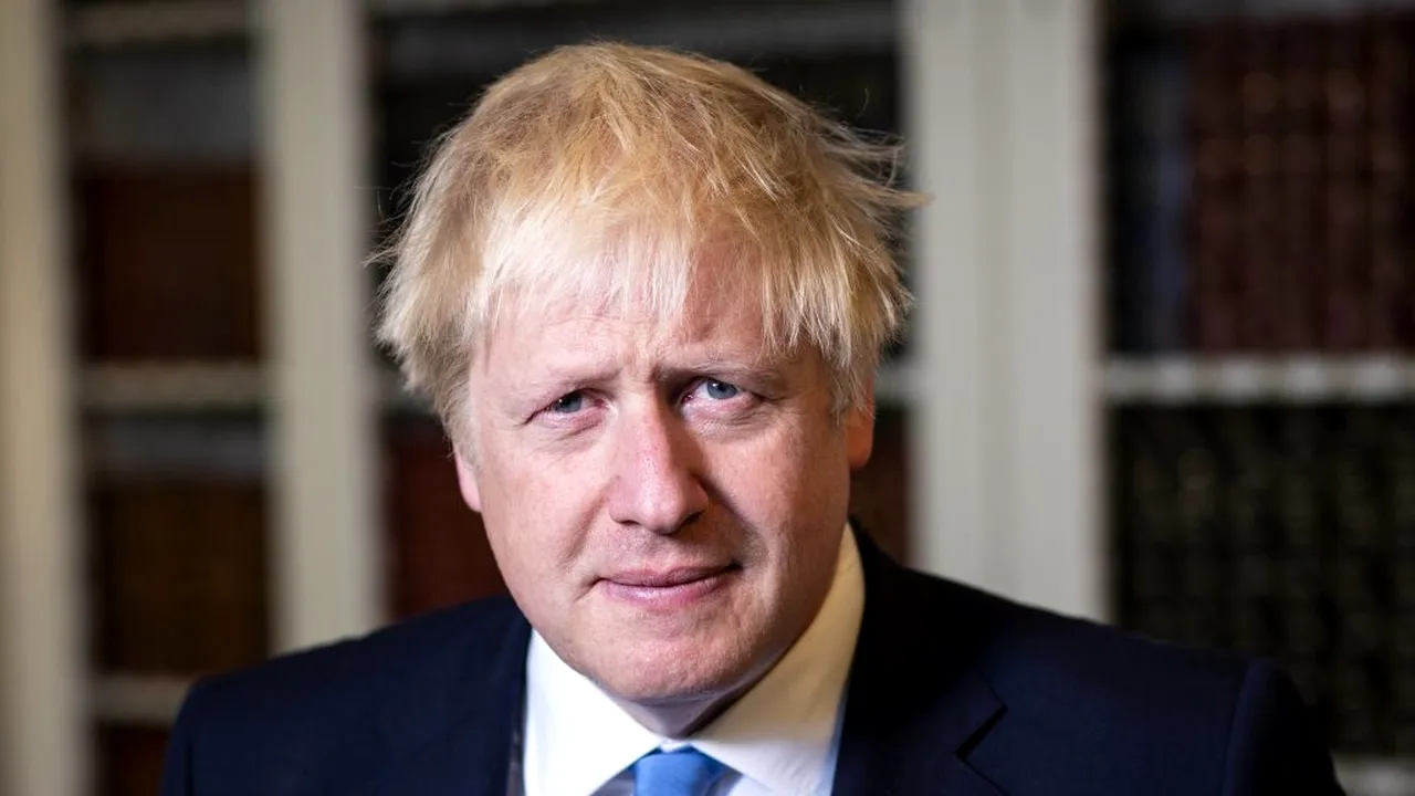 Boris Johnson a confirmat încheierea carantinei naționale pe 2 decembrie, în anumite condiții