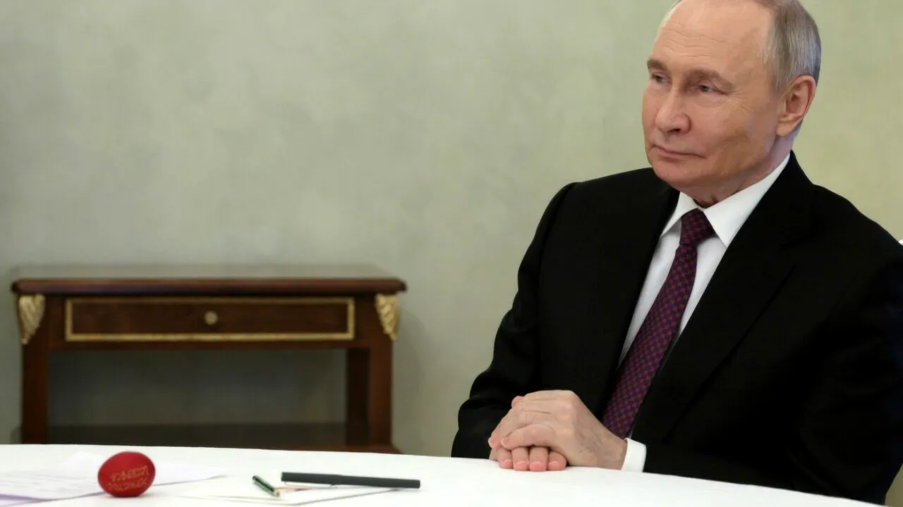 MASKIROVKA, strategia prin care Putin vrea ca Rusia să pară mult mai puternică decât este în realitate. „Propagandă, manipulare și înșelăciune”