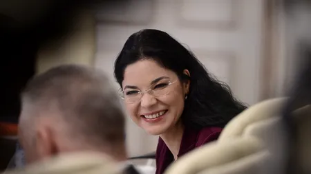 Detaliul care aruncă în aer România! Ron Aledo, „Spionul” Anei Birchall, LEGĂTURI cu furnizorii tabletelor pe care a numărat STS voturile la alegeri