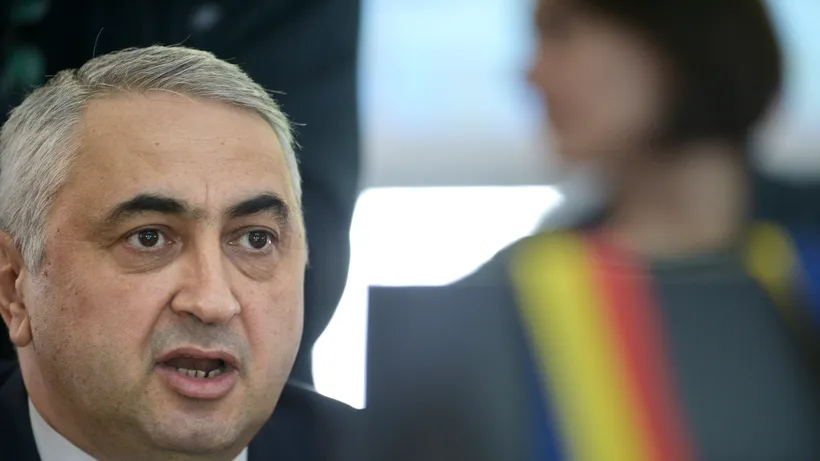 Valentin Popa, fostul ministru al Educației: LIMBA ROMÂNĂ este ÎN PERICOL în clasele minorităților naționale