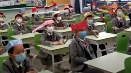 MĂSURĂ INEDITĂ. Cum reușesc elevii din China să păstreze distanțarea socială la școală - VIDEO