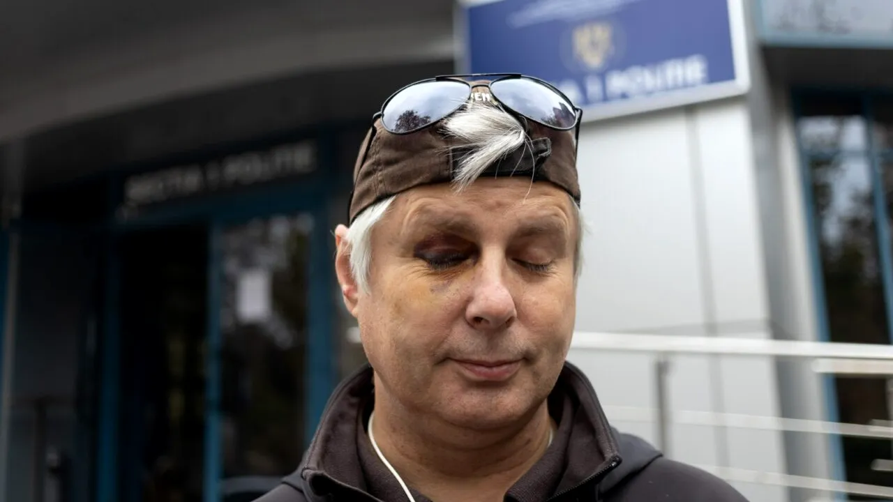 Cazul bătăii dintre protestatarul Marian ”Ceaușescu” și Dumitru Dragomir | A fost dată prima amendă