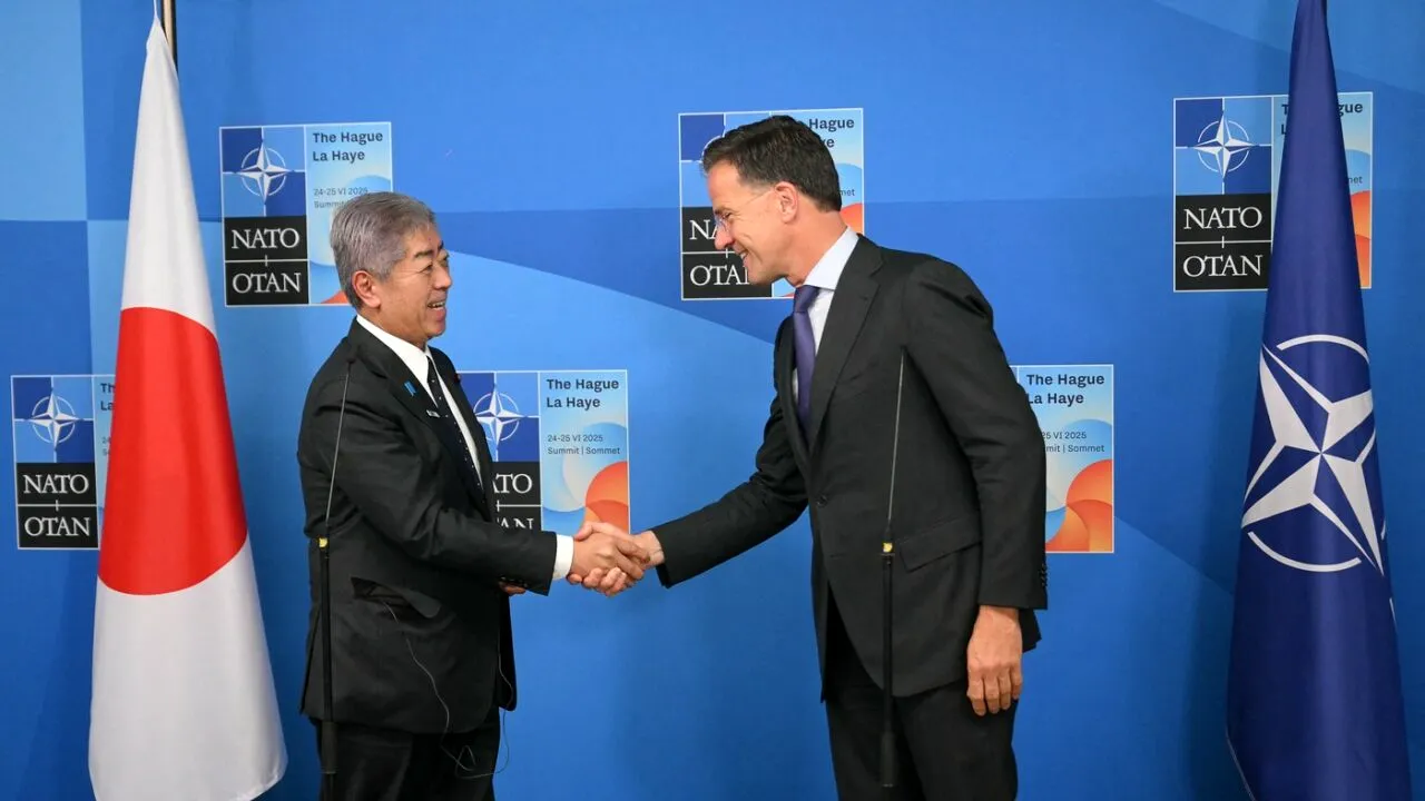 Japonia își va consolida COOPERAREA cu NATO în domeniul apărării/ „Vom iniția acum un dialog bilateral independent pentru a discuta aceste probleme”