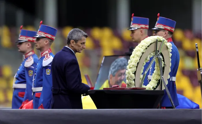 Omagiu pentru Mircea Lucescu. Fanii își pot lua rămas bun de la „Il Luce”, la Arena Națională, și astăzi, până la ora 20:00