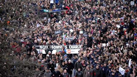 MARȘUL SOLIDARITĂȚII ÎN FRANȚA. Aproape 3,3 milioane de oameni în stradă în marile orașe. Hollande: „Parisul este astăzi capitala lumii