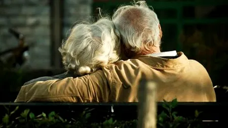 Surpriză la starea civilă din Focșani, unde doi bătrâni de 75 de ani s-au căsătorit