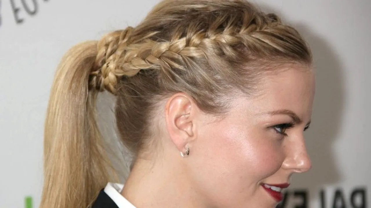 Care este coafura vedetă a verii