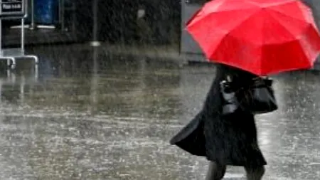 ANM anunță vijelii, grindină și averse torențiale. Zonele sub avertizare meteo/Prognoză specială pentru București, joi, 25 iulie
