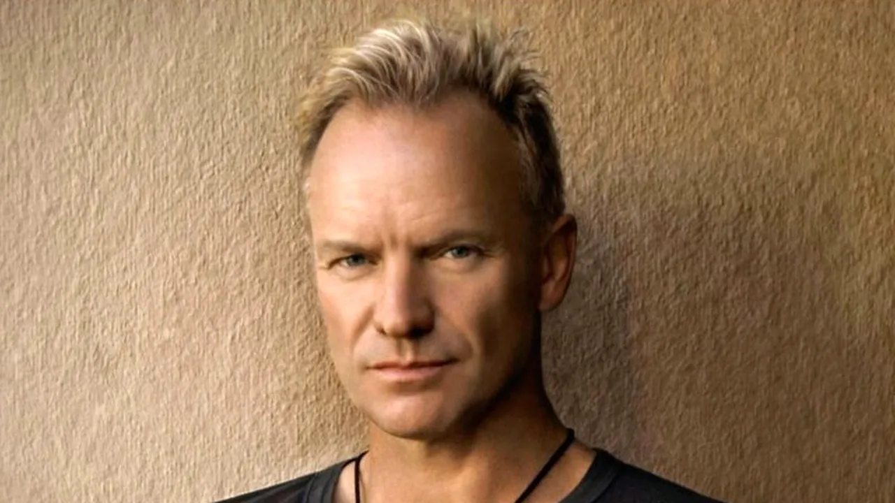 Un nabab rus a închiriat o întreagă plajă pentru ziua sa de naștere. Câte milioane plătește pentru un concert exclusiv STING în Sardinia