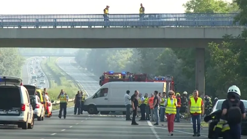 Tragedie pe o autostradă din Ungaria. Opt oameni au murit într-un accident de autocar