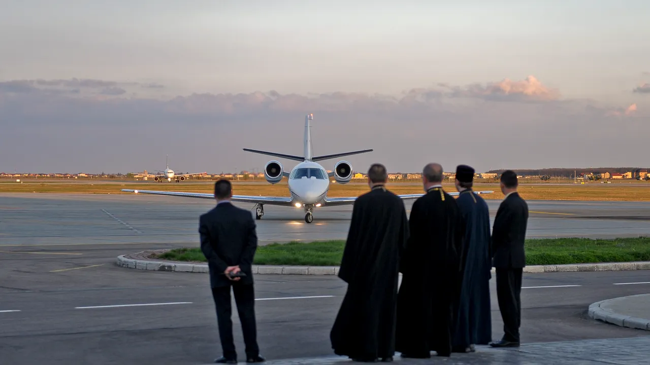 Primarul din Mangalia va pleca la Ierusalim pentru a aduce Lumina Sfântă. Cine plătește pentru cursa charter