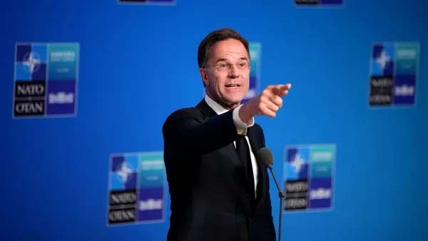 Liderul NATO avertizează asupra unui posibil scenariu. De ce China i-ar putea cere Rusiei să atace Europa