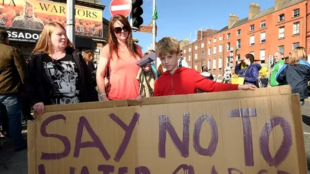 Zeci de mii de irlandezi au protestat la Dublin împotriva unei noi măsuri de austeritate