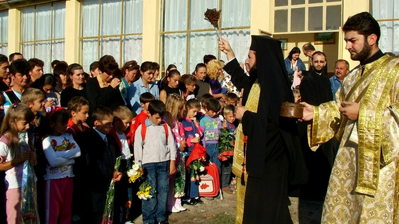 Peste 1,8 milioane de părinți au fost de acord să-și înscrie copiii la ora de religie