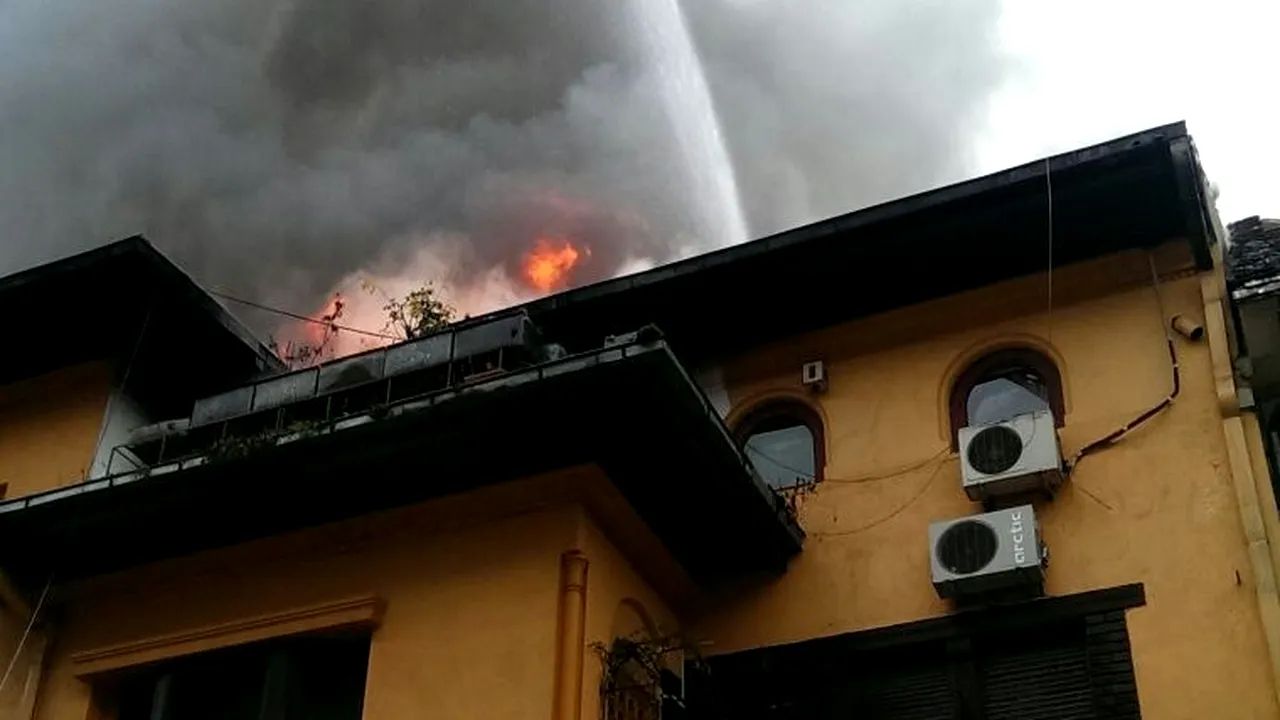 Incendiu puternic în centrul Capitalei