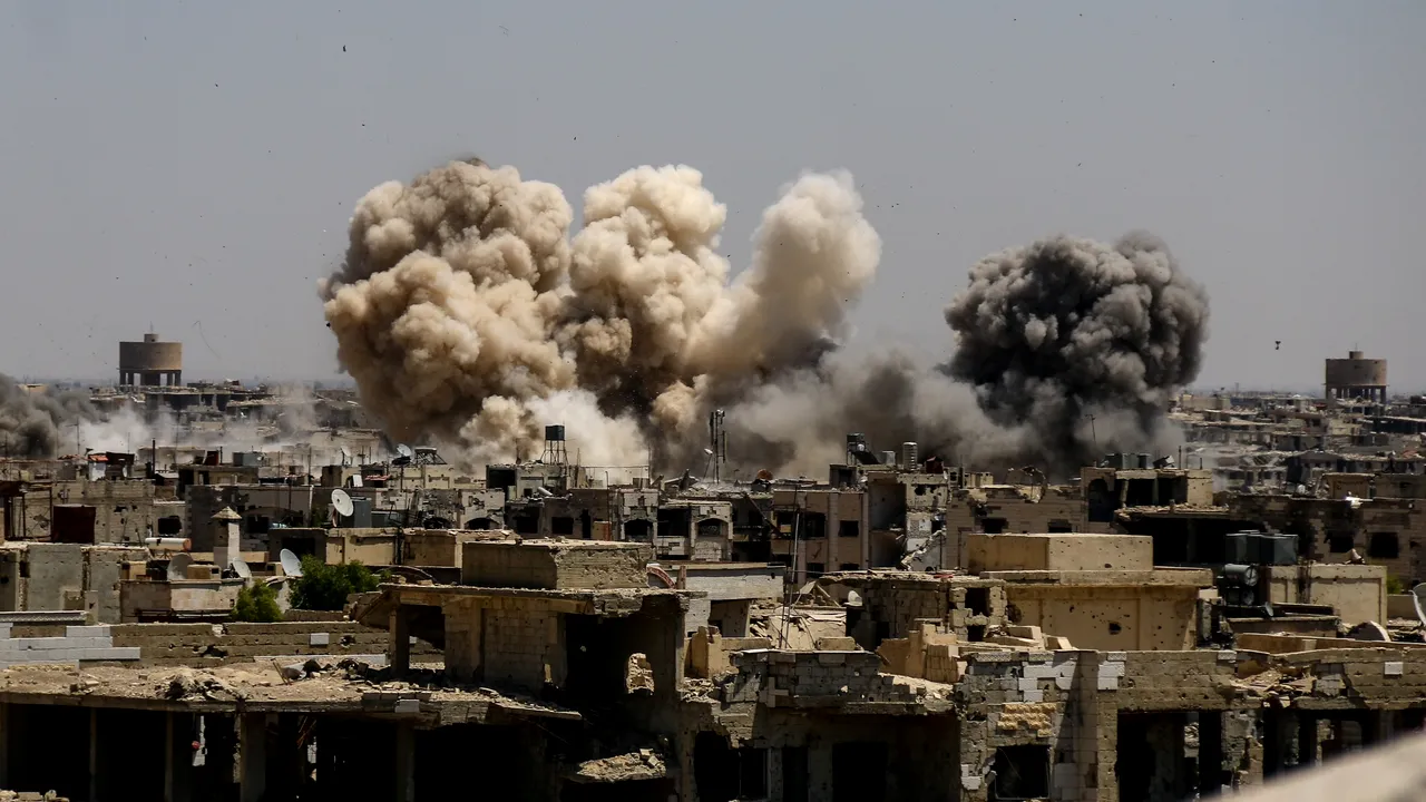 ÎNAINTE și DUPĂ. Cum arată țintele din Siria după atacul cu rachete al SUA, Marii Britanii și Franței. Imagini din satelit