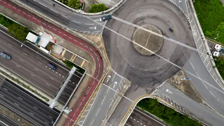 O nouă regulă pentru șoferi în intersecțiile aglomerate. Ce trebuie să facă aceștia