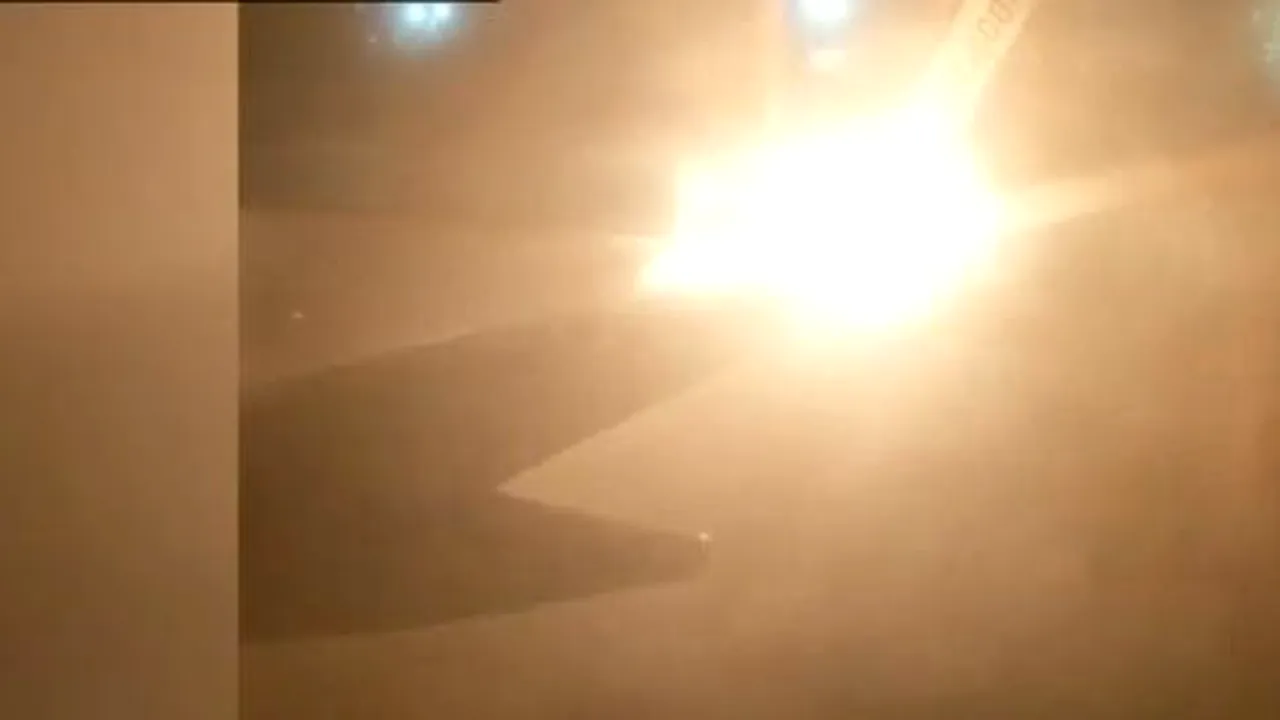 Panică pe aeroportul din Toronto. Peste 150 de persoane, evacuate în urma coliziunii între două avioane. VIDEO