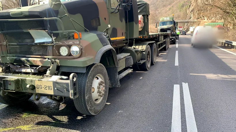 Trei autovehicule dintr-un convoi NATO s-au ciocnit pe Valea Oltului. În mașini se aflau cetățeni americani