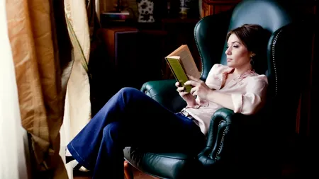 Floriana Jucan, despre cărți și plăcerea de a citi: ”Biblioteca era un Univers în care călătoream”