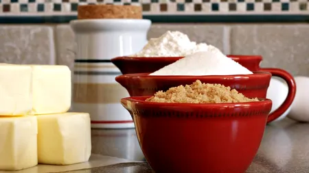 Cele trei prafuri pe care le consumăm zilnic și care ne scurtează viața. Cu ce le putem înlocui