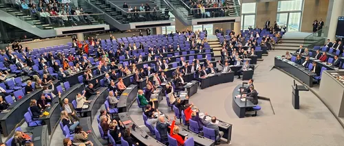 Bugetul Germaniei, adoptat în Bundestag, după săptămâni de dispute /Berlinul trebuie să obțină CREDITE de zeci de miliarde de euro