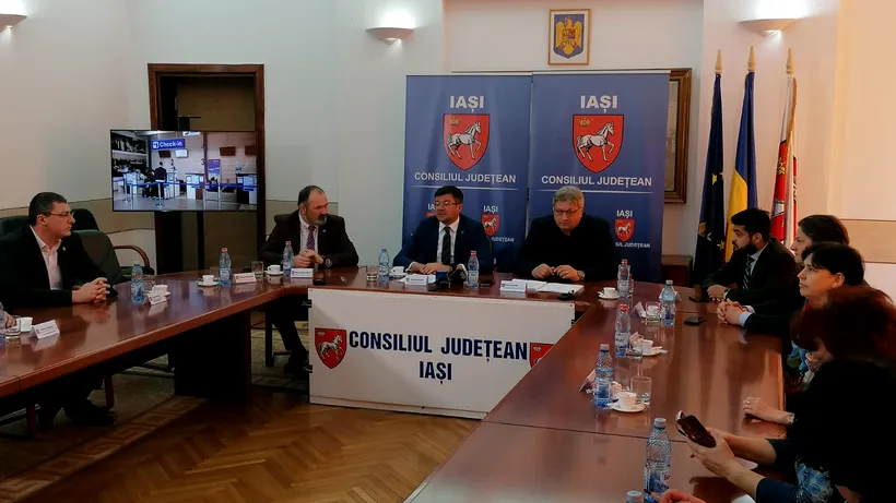 Aeroportul din Iași va fi extins cu fonduri europene. Investiția este de 72 milioane de euro. „Construirea noului terminal T4 va da o altă față județului nostru”