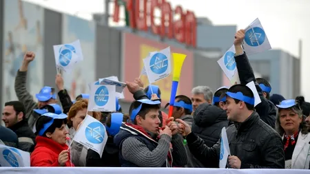 Sediul Auchan pichetat de 200 de angajați care au cerut respectarea dreptului de a adera la sindicat. Reacția patronatului 